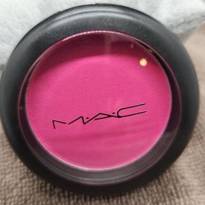 MAC powder blush